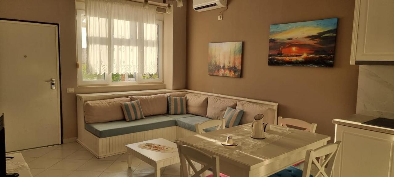 Vila 15 Bougainville Sarandë Eksteriør bilde